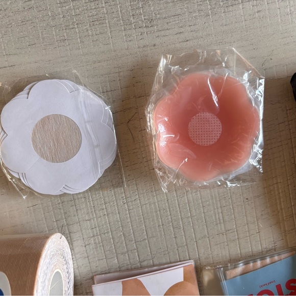 Nipple Cover and Boob Tape Kit - Nude - Picture 7 of 10